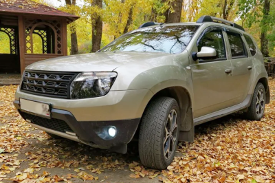 Решетка радиатора Барс на Renault Duster 2012-2020г.