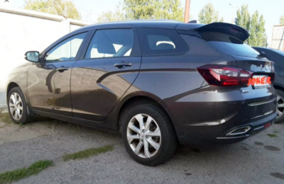 Накладка JOKER на штатный спойлер Lada Vesta SW, Cross NG универсал 
