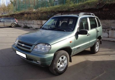 Бампер передний на CHEVROLET NIVA, ВАЗ-2123 старого образа до 2009г.