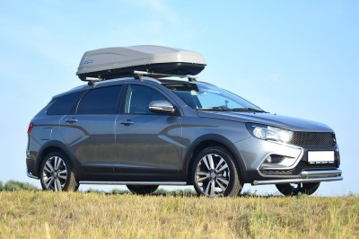 Защита порогов прямая 51мм. (нержавеющая сталь) на LADA VESTA SW CROSS 
