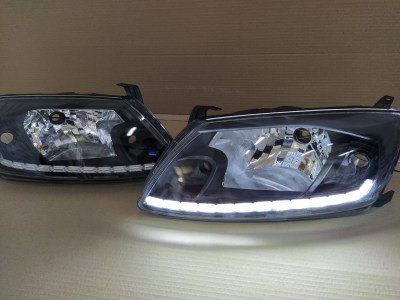 Блок-Фары для Лада Гранта Черная маска+ ДХО с бегающим поворотником