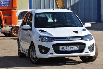 Капот пластиковый AVR на ЛАДА КАЛИНА 2 ВАЗ 2192-2194 в цвет 