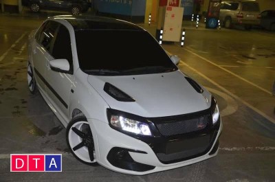 Капот пластиковый DTM тюнинг на ЛАДА ГРАНТА в цвет