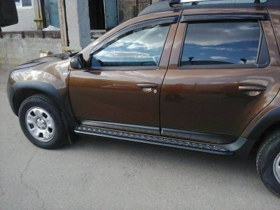 Защита порогов с алюм. площадкой 51мм «Эстонец» на Renault Duster