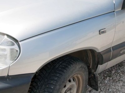 Крылья пластиковые Chevrolet Niva ВАЗ 2123 доресталинг с 2003-2009г.