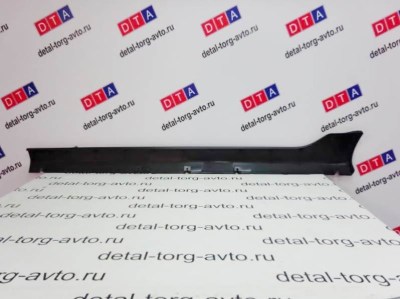 Обтекатель порога правый на ЛАДА ВЕСТА SW CROSS 8450031014