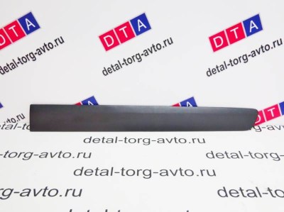 Молдинг передней двери правый на Lada Kalina Cross