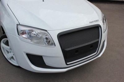 Передний бампер Я Робот тюнинг на Лада Гранта ВАЗ 2190-2191