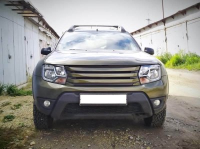 Решетка радиатора КАРТ для Renault Duster с 2015 г.в