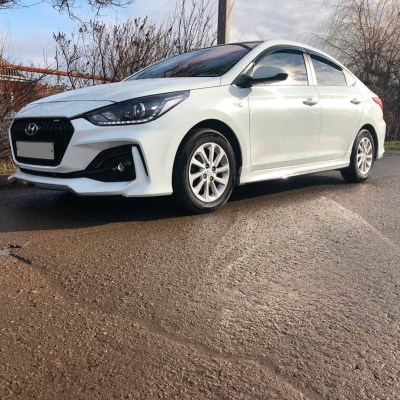 Тюнинг накладки на пороги QUANT для HYUNDAI SOLARIS 2