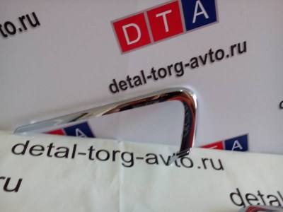 Молдинг переднего бампера правый верхний ЛАДА ВЕСТА