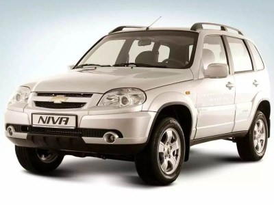 Бампер передний Chevrolet Niva