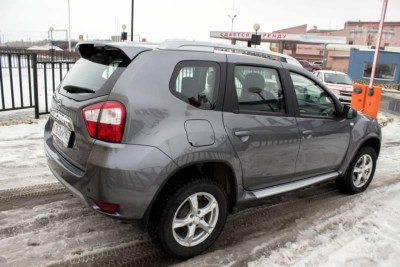 Спойлер CROSS на Nissan Terrano