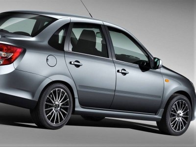 Тюнинг накладки на пороги GRANTA SPORT (реплика) на ЛАДА ГРАНТА 