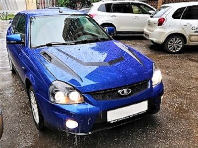 Капот пластиковый Я РОБОТ на ЛАДА ПРИОРА