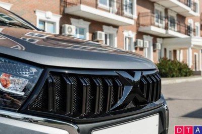 тюнинг решетка радиатора Vesta-X LUX для LADA VESTA SW , SW CROSS